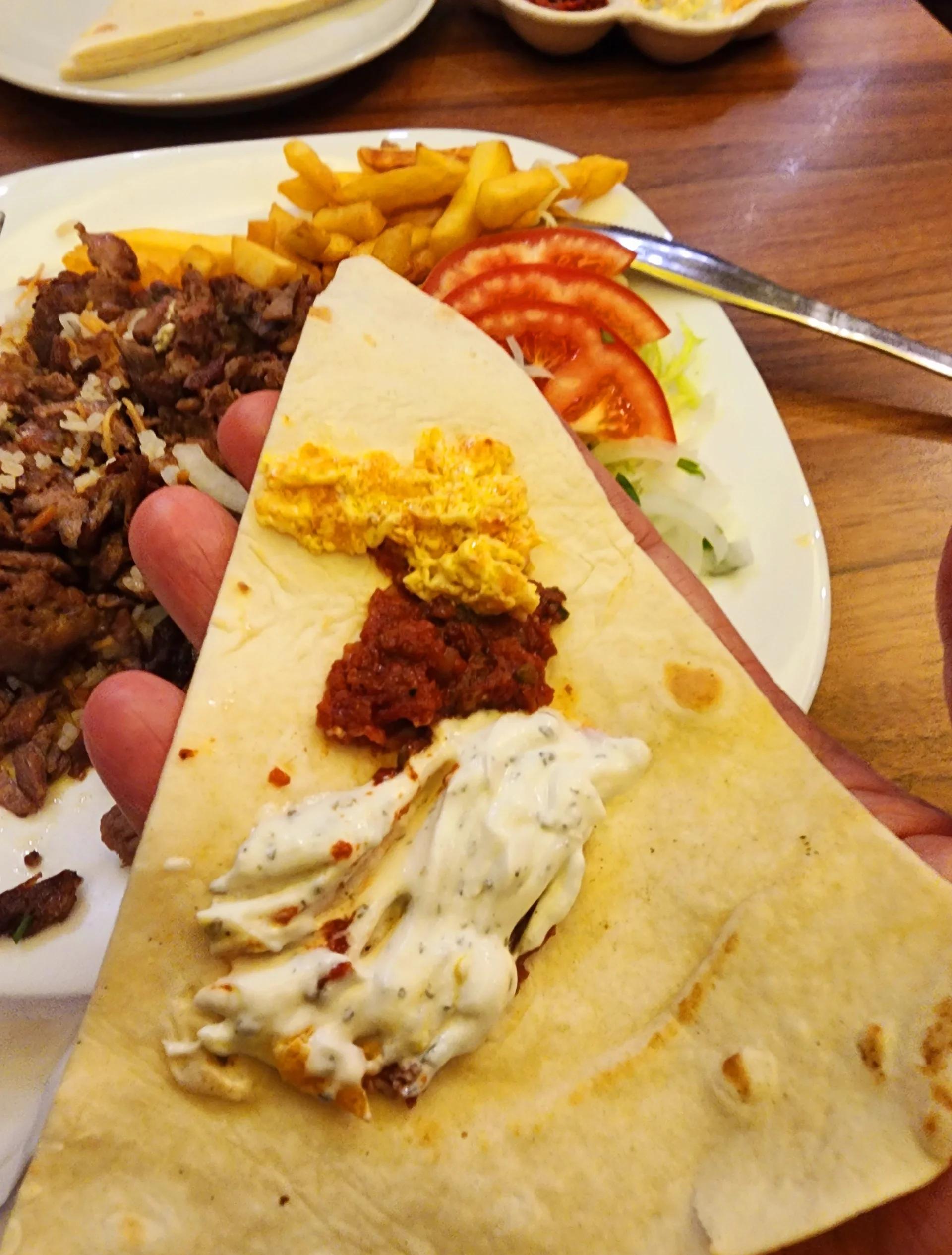 雷火电竞简介-欧洲篮球锦标赛吸引众多球迷热情支持，场面壮观的简单介绍