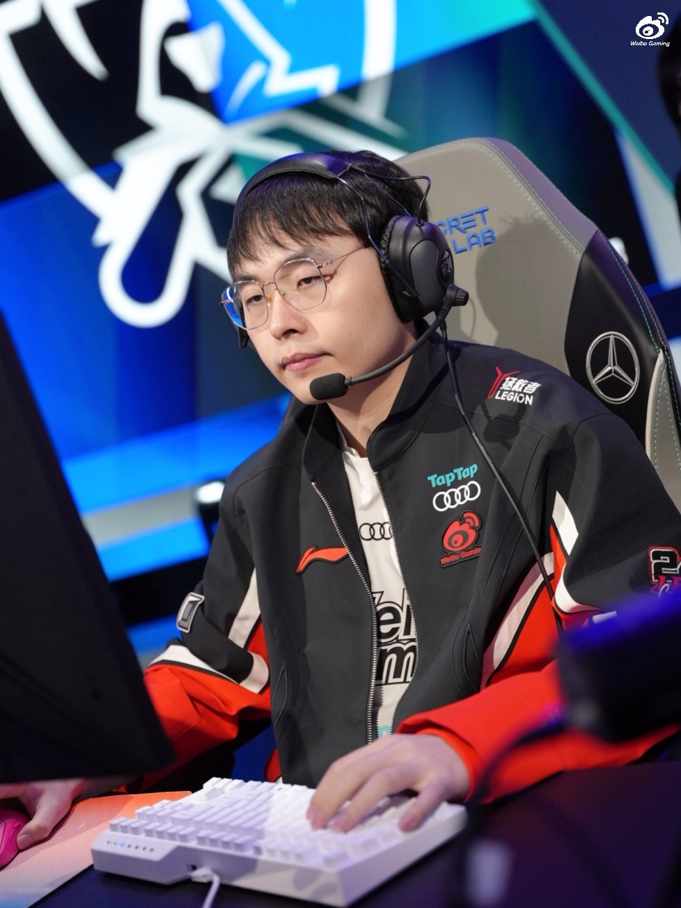 惊天逆转！英雄联盟战队挺进四强的简单介绍