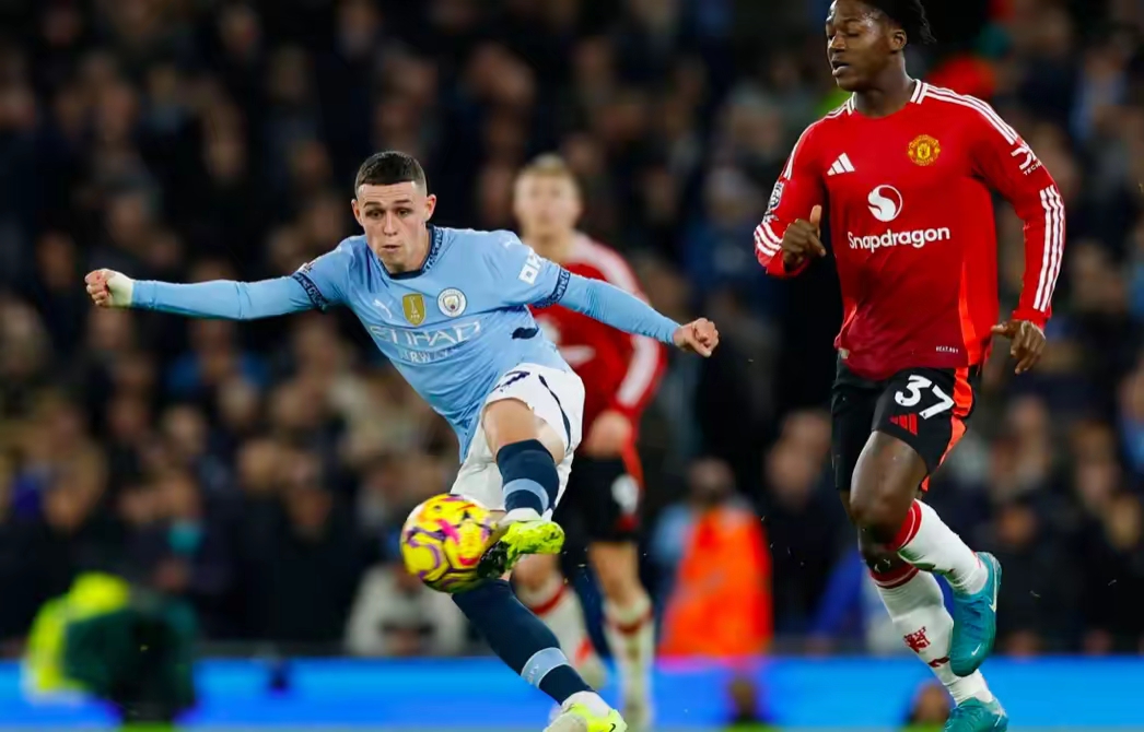 包含荷兰险胜曼城,库尔图瓦高光表现的词条 包含荷兰险胜曼城,库尔图瓦高光表现的词条