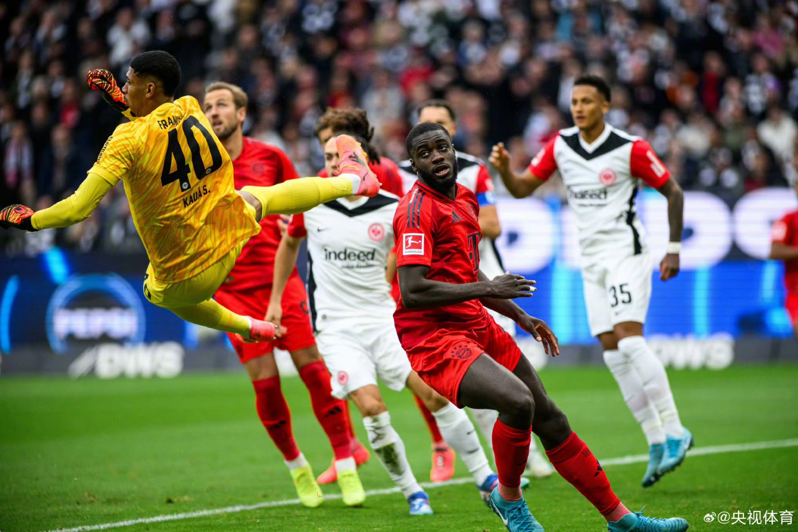 拜仁慕尼黑梅开二度，轻取法兰克福